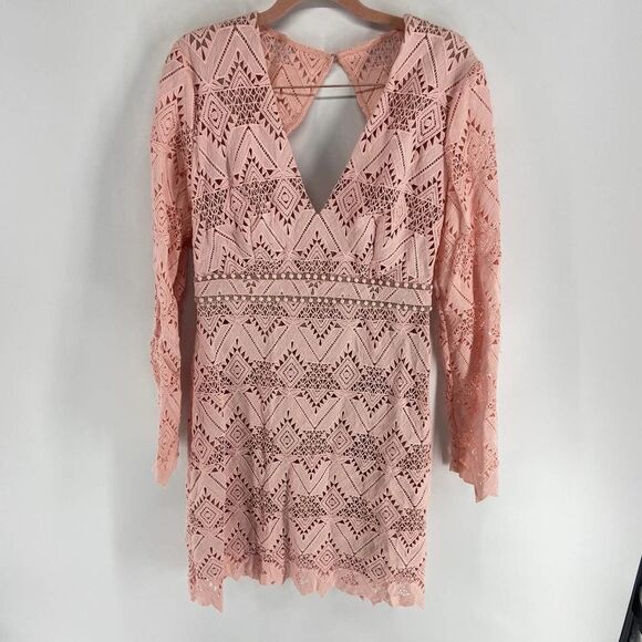 Stylestalker Pink Lace V Neck Long Sleeve Open Back Mini Dress NWt womens < - Picture 2 of 9